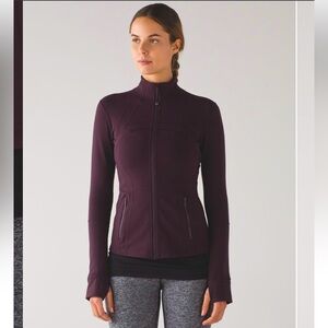 Lululemon Women’s Define Jacket in Black Cherry Dark Purple Burgundy Size 12